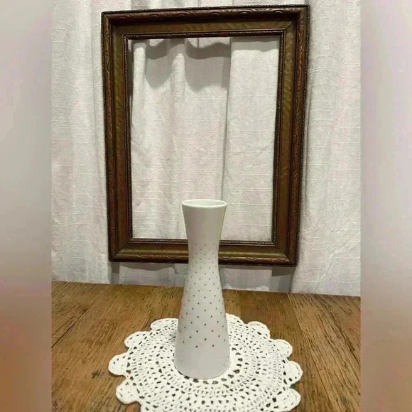 Rosenthal Selb Studio Vase – White Porcelain with Gold Dots (Mid-Century) - Picture 4 of 8